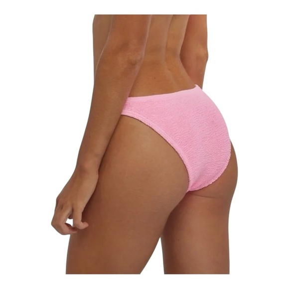 Love And Bikinis Classic Barcelona Full Coverage One
Size Bikini Bottom NWT - Picture 3 of 6